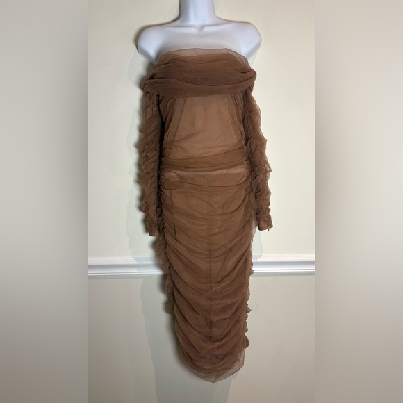 House of CB Anais Chestnut Tulle Ruched Off Shoulder Ruched Dress Medium - Picture 8 of 15